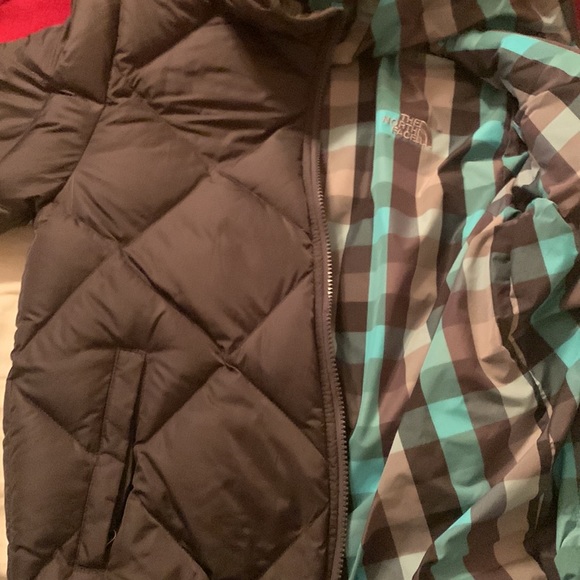 Girls The North Face Reversible Puffer Jacket - Picture 2 of 7